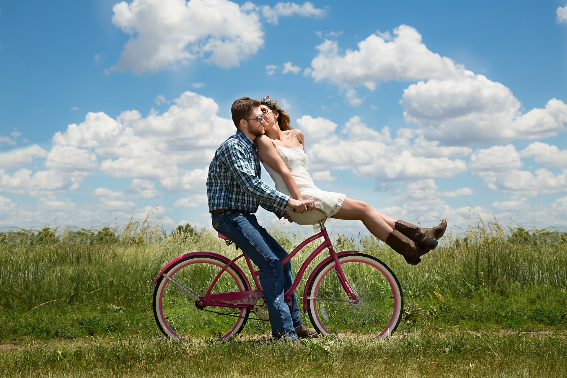 HOW TO HAVE A SUCCESSFUL RELATIONSHIP WITH A MAN (INTERVIEW WITH MEN)